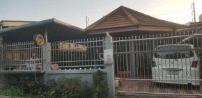 Pakin house